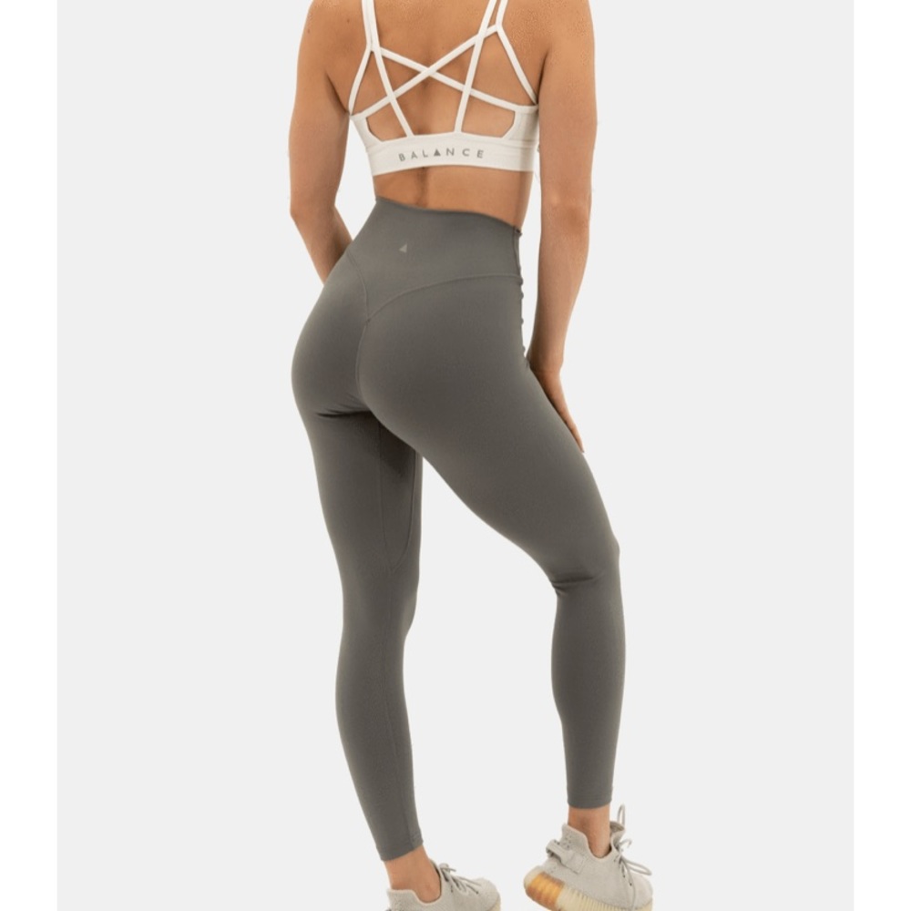 Balance Athletics Shadow Ascend Legging
